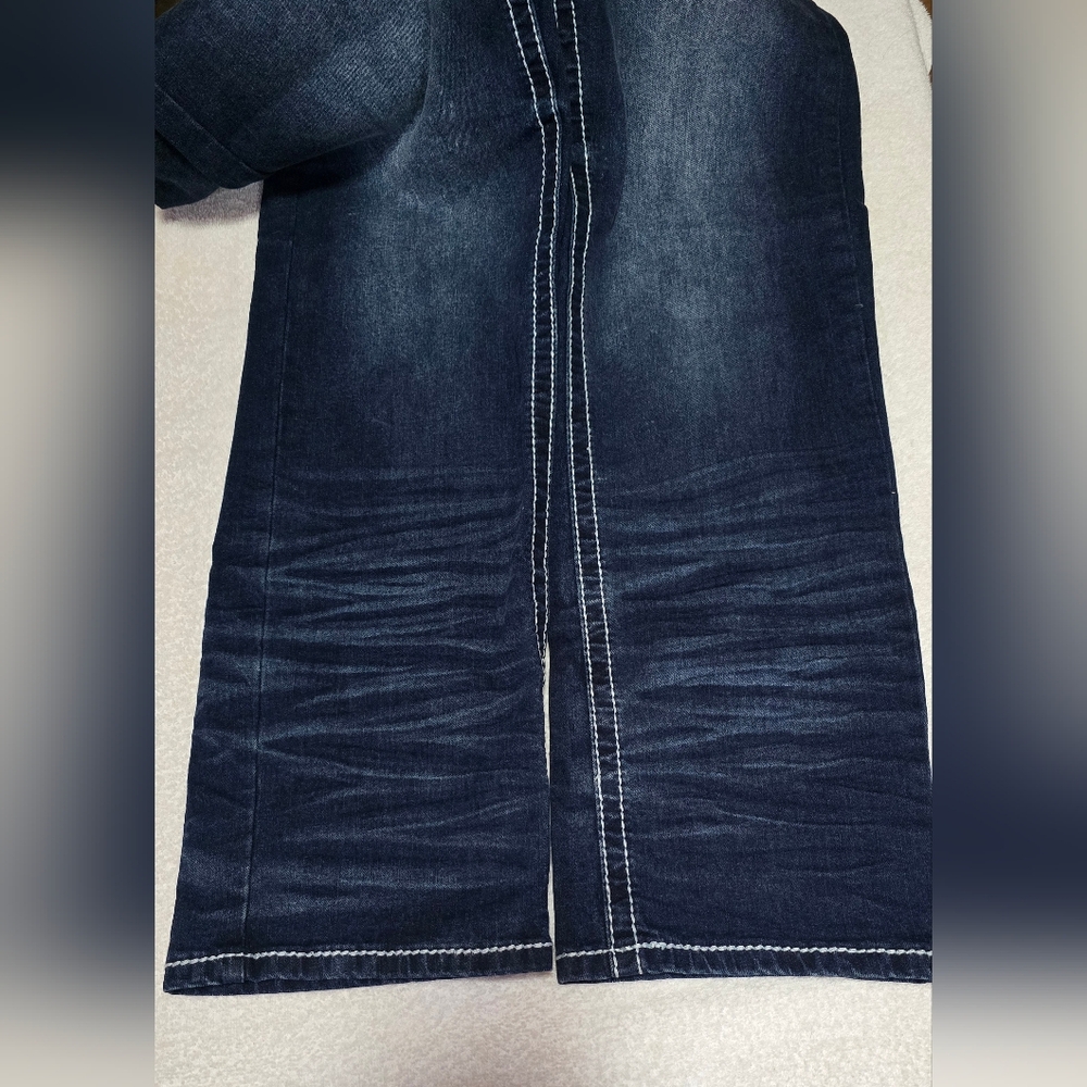 True Luck Leo Straight Jeans for Men - Picture 4 of 6